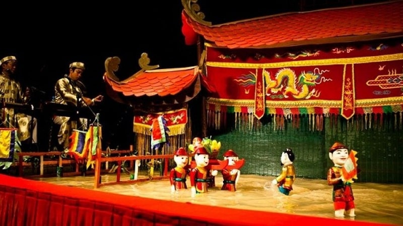 Nhà hát múa rối nước - Phú Quốc về đêm